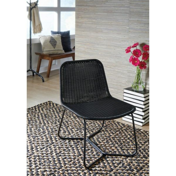 Black Wicker Indoor/Outdoor Accent Chair  |  Living Room Chairs Living Room Living Room Chairs