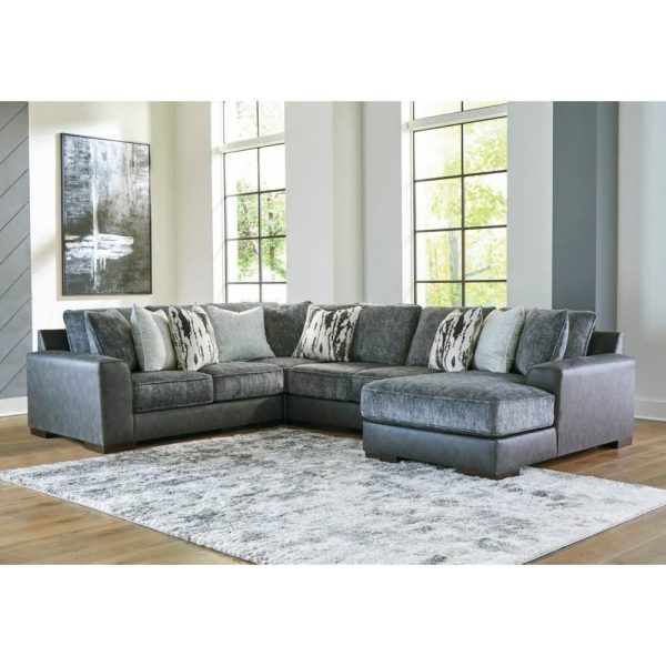 Contemporary 4-Piece Sectional Sofa With Right-Arm Facing Corner Chaise  |  Sectional Sofas Living Room Sectional Sofas