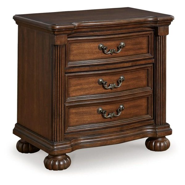 Traditional 3-Drawer Nightstand With Hidden Pull-Out Tray  |  Nightstands Bedroom Nightstands