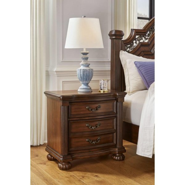 Traditional 3-Drawer Nightstand With Hidden Pull-Out Tray  |  Nightstands Bedroom Nightstands