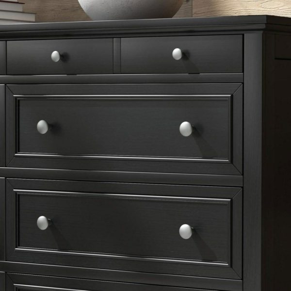 Traditional 8-Drawer Dresser  |  Dressers Bedroom Dressers