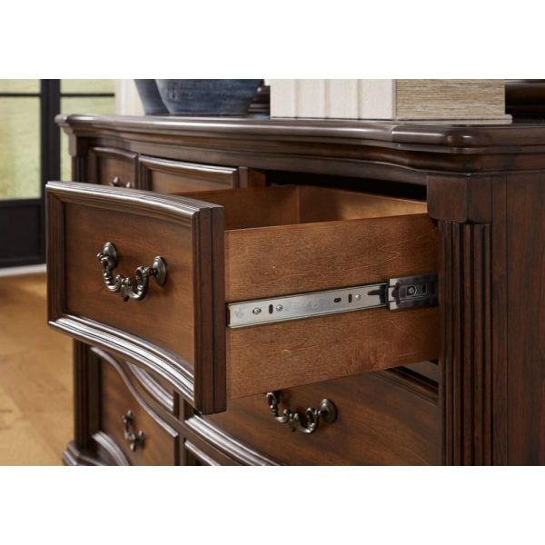 Traditional Dresser  |  Dressers Bedroom Dressers