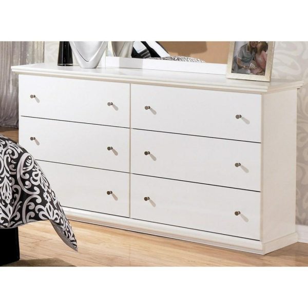 Casual Cottage 6 Drawer Dresser With Metal Knobs  |  Dressers Bedroom Dressers